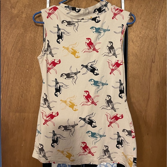 Effie’s Heart Bird Tie Front Top - Picture 2 of 2